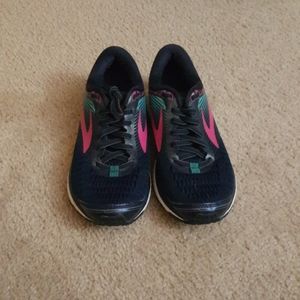 Brooks Ghost 10 running shoes
